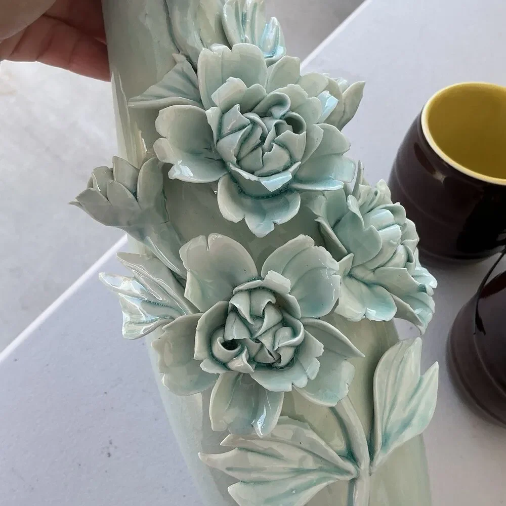 Unbranded beautiful vintage